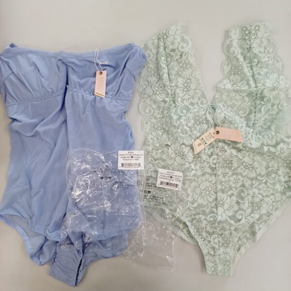 Product photo: LADIES INTIMATE SMALL LOT, SHELF PULLS, 5522240, 32 units, PA image #2