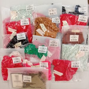 Product photo: LADIES SWIMWEAR SMALL LOT, SHELF PULLS, 5522341, 25 units, PA image #1