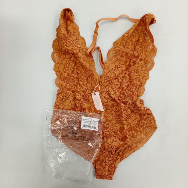 Product photo: LADIES INTIMATE SMALL LOT, SHELF PULLS, 5522359, 26 units, PA image #4