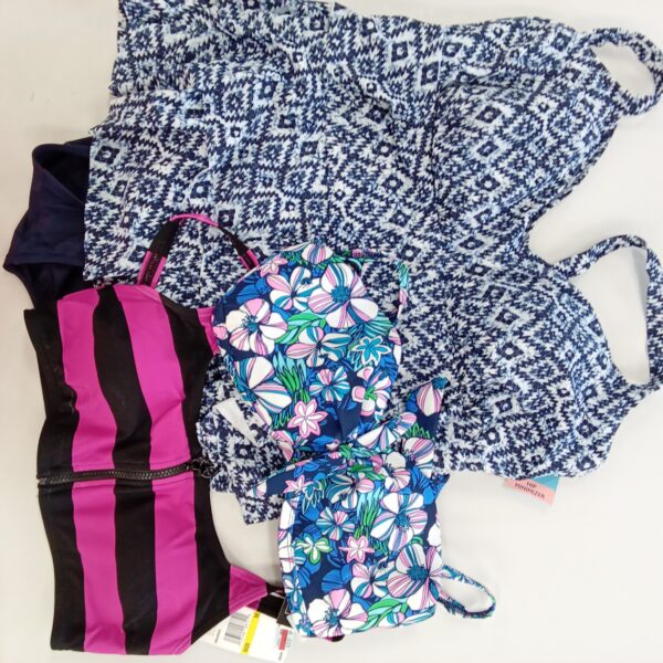 Product photo: LADIES SWIMWEAR SMALL LOT, SHELF PULLS, 5522400, 25 units, PA image #3