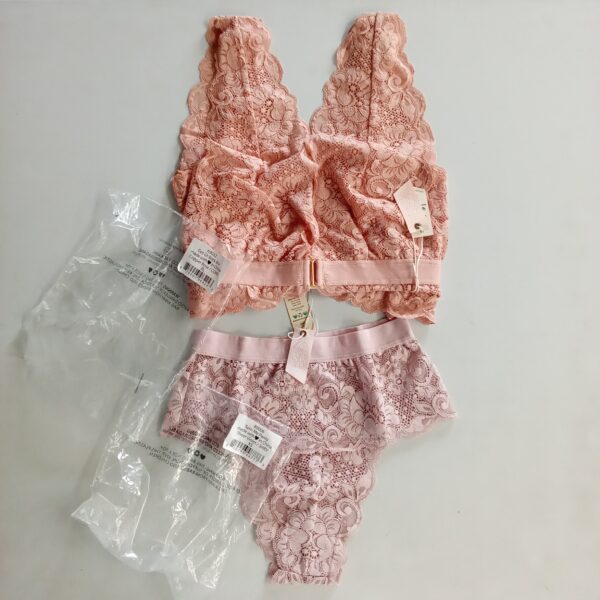 Product photo: LADIES INTIMATE SMALL LOT, SHELF PULLS, 5522673, 22 units, PA image #8