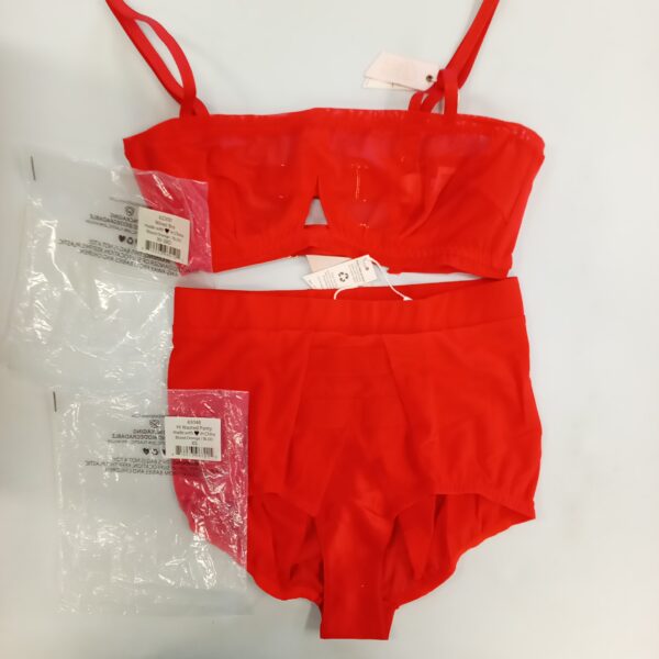 Product photo: LADIES INTIMATE SMALL LOT, SHELF PULLS, 5522243, 35 units, PA image #2