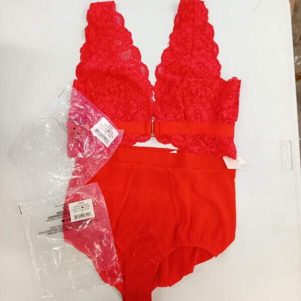 Product photo: LADIES INTIMATE SMALL LOT, SHELF PULLS, 5522254, 31 units, PA image #3