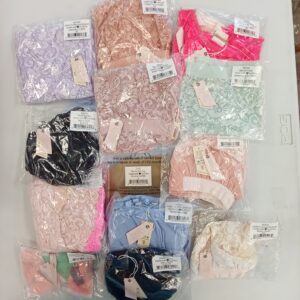Product photo: LADIES INTIMATE SMALL LOT, SHELF PULLS, 5522257, 31 units, PA image #1