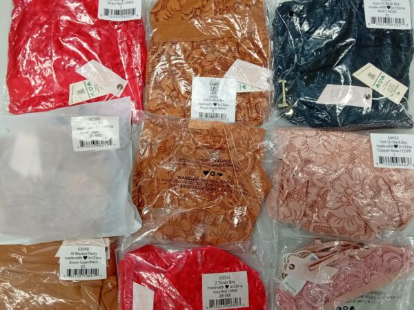 LADIES INTIMATE SMALL LOT, SHELF PULLS, 5524578, 20 units, PA