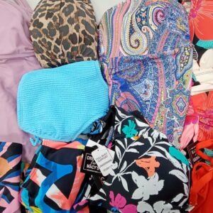 LADIES SWIMWEAR SMALL LOT, SHELF PULLS, 5524493, 100 units, PA
