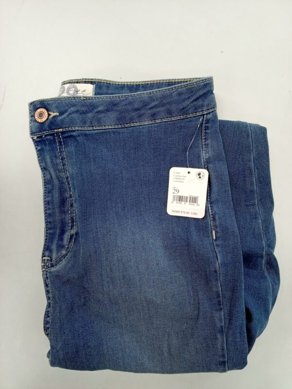 FREE PEOPLE CLOTHING & FP MOVEMENT ***, SHELF PULLS, 5524573, 64 units, PA - Image 3