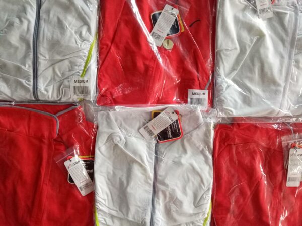 LADIES SPORT SMALL LOT, SHELF PULLS, 5524509, 37 units, PA