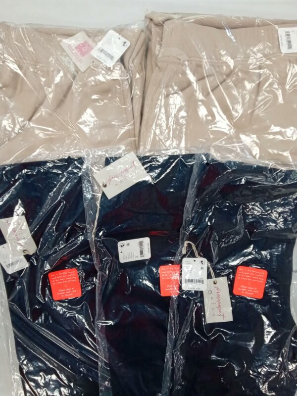 Free People Movement x Hatch, SHELF PULLS, 5524708, 22 units, PA - Image 2