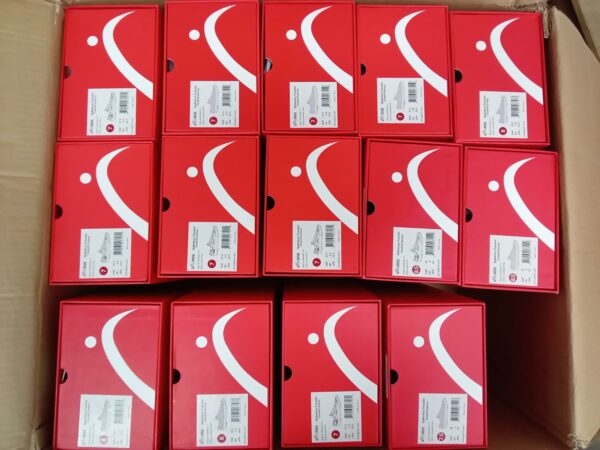 CANVAS SHOES/GOLF/TENNIS, SHELF PULLS, 5525033, 14 units, PA