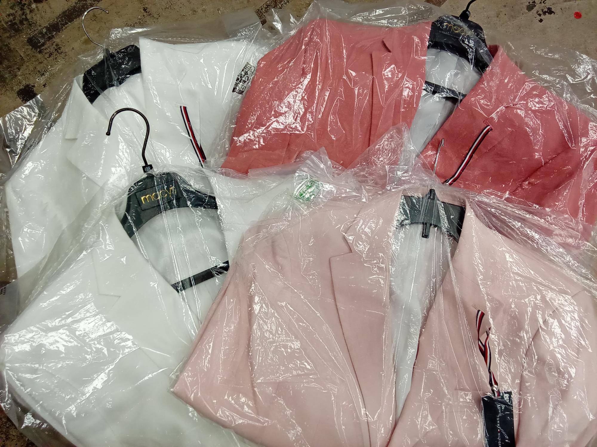 MENS APPAREL SMALL LOT, SHELF PULLS, 5525049, 14 units, PA