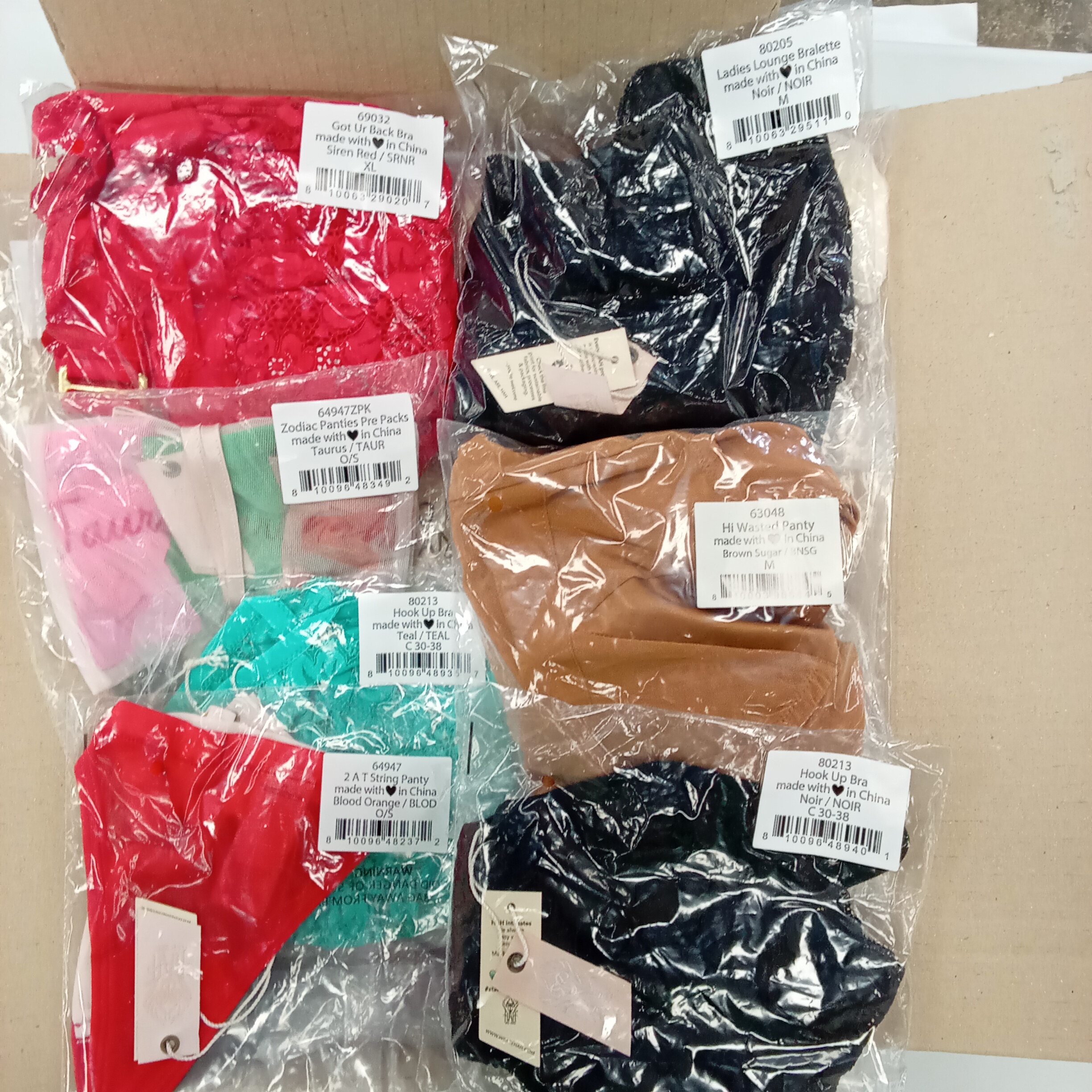 Product photo: We are HAH (FP Brands/Revolve), SHELF PULLS, 5522113, 37 units, PA image #4