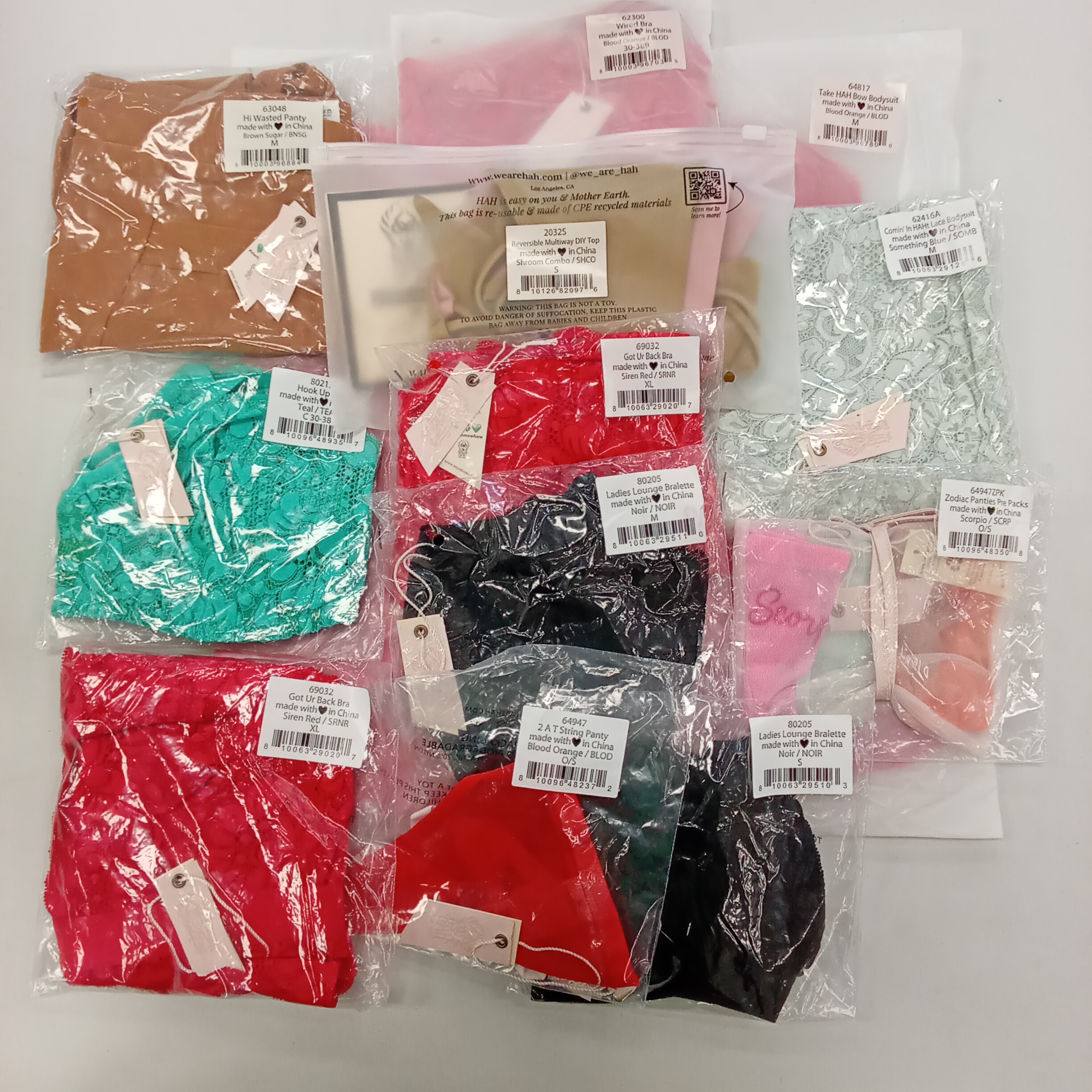 Product photo: We are HAH (FP Brands/Revolve), SHELF PULLS, 5522113, 37 units, PA image #1