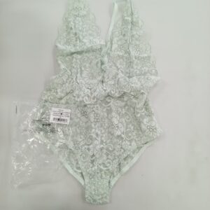 Product photo: We are HAH (FP Brands/Revolve), SHELF PULLS, 5522126, 37 units, PA image #3